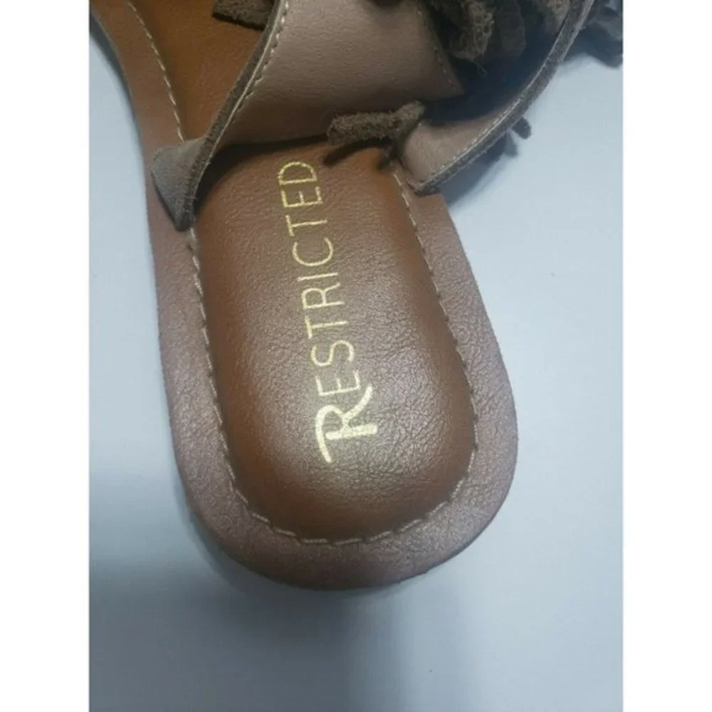 Restricted‎ Women's Brown Fringe Sandals Size 7.5